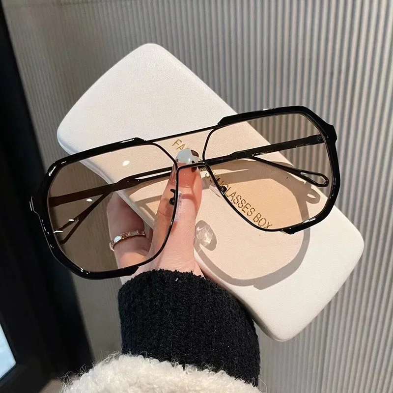 Lunettes de soleil une pièce femmes